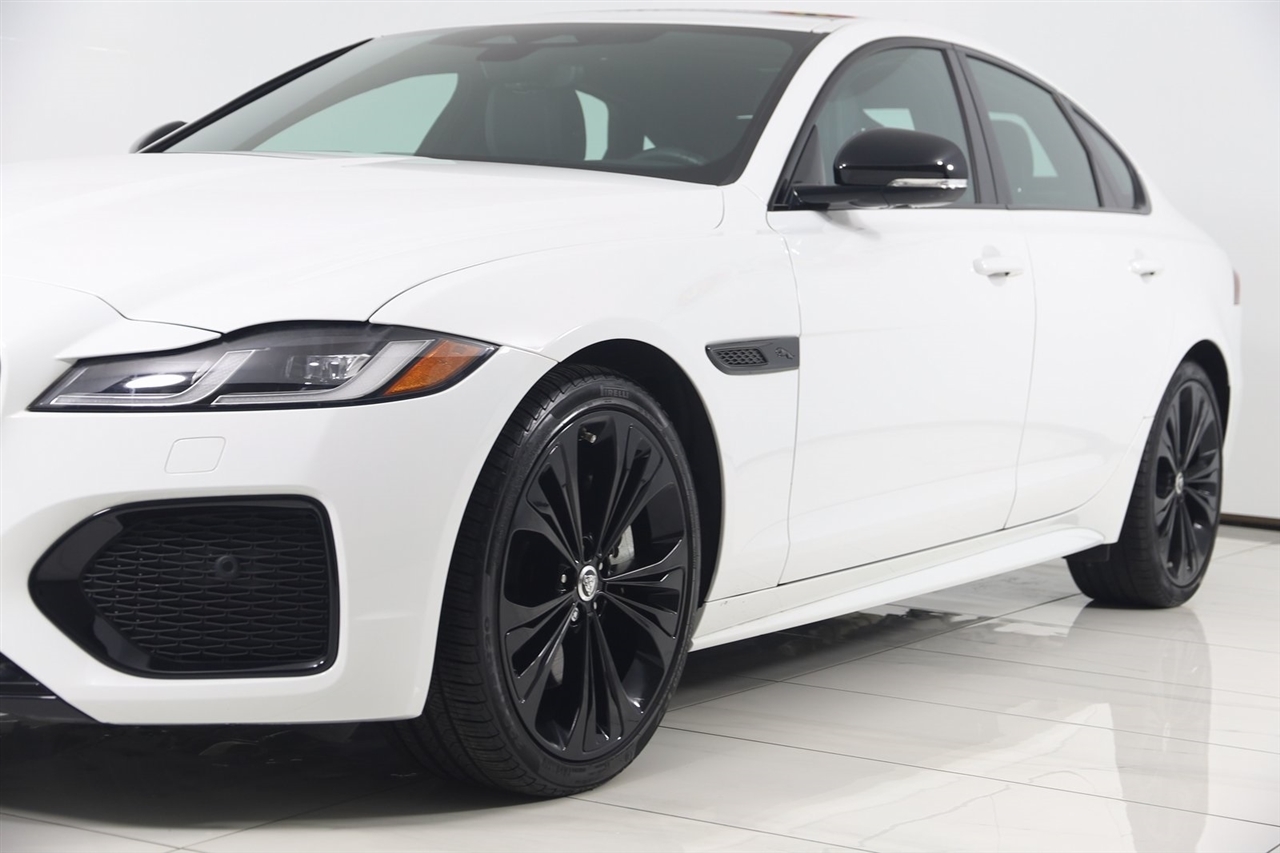 Jaguar XF-Series  2024
