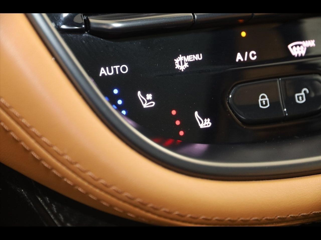 2023 Aston Martin DBX AM8