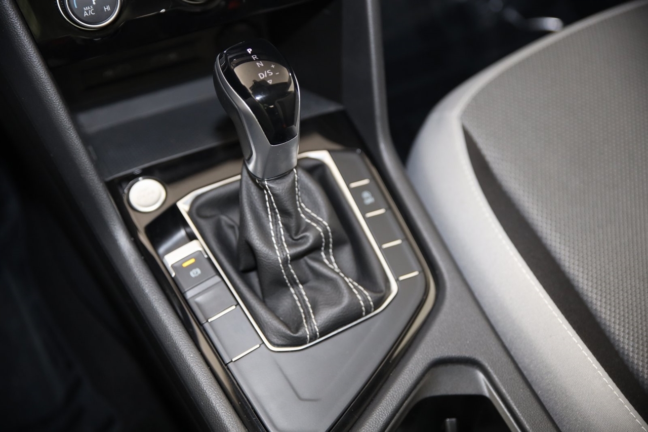 Volkswagen Taos  2024