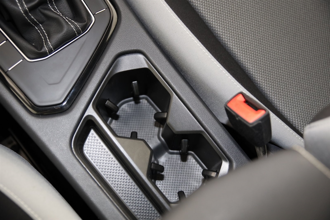 Volkswagen Taos  2024