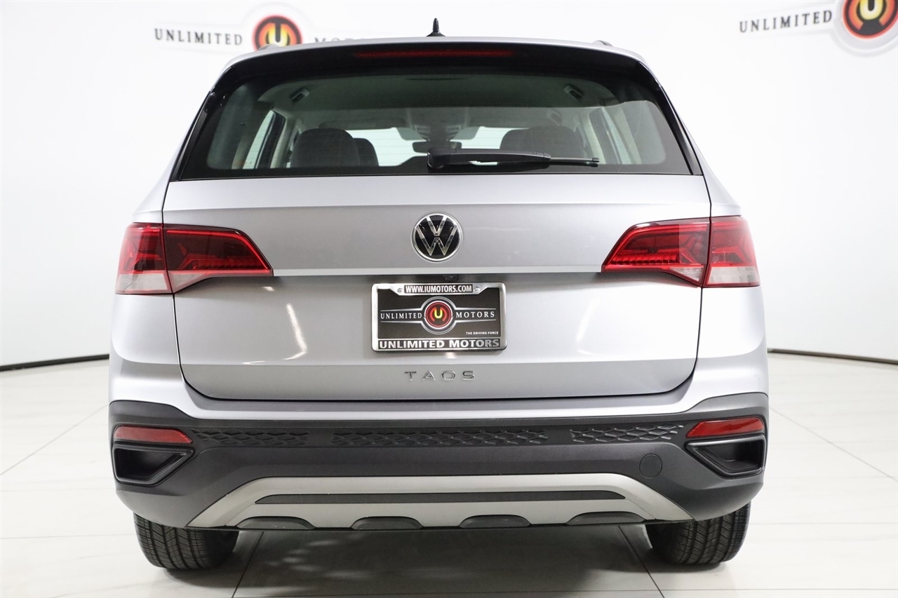 Volkswagen Taos  2024