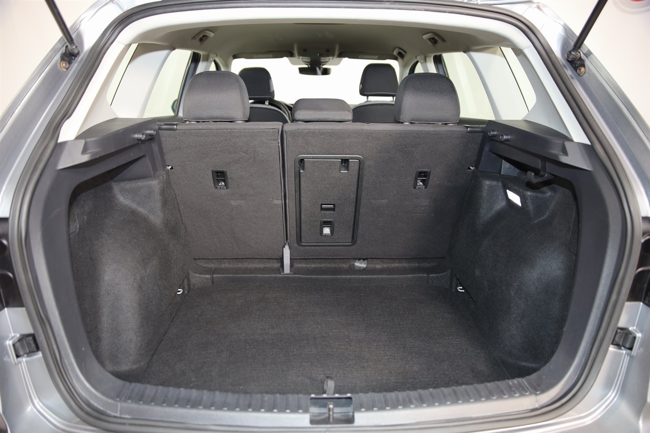 Volkswagen Taos  2024