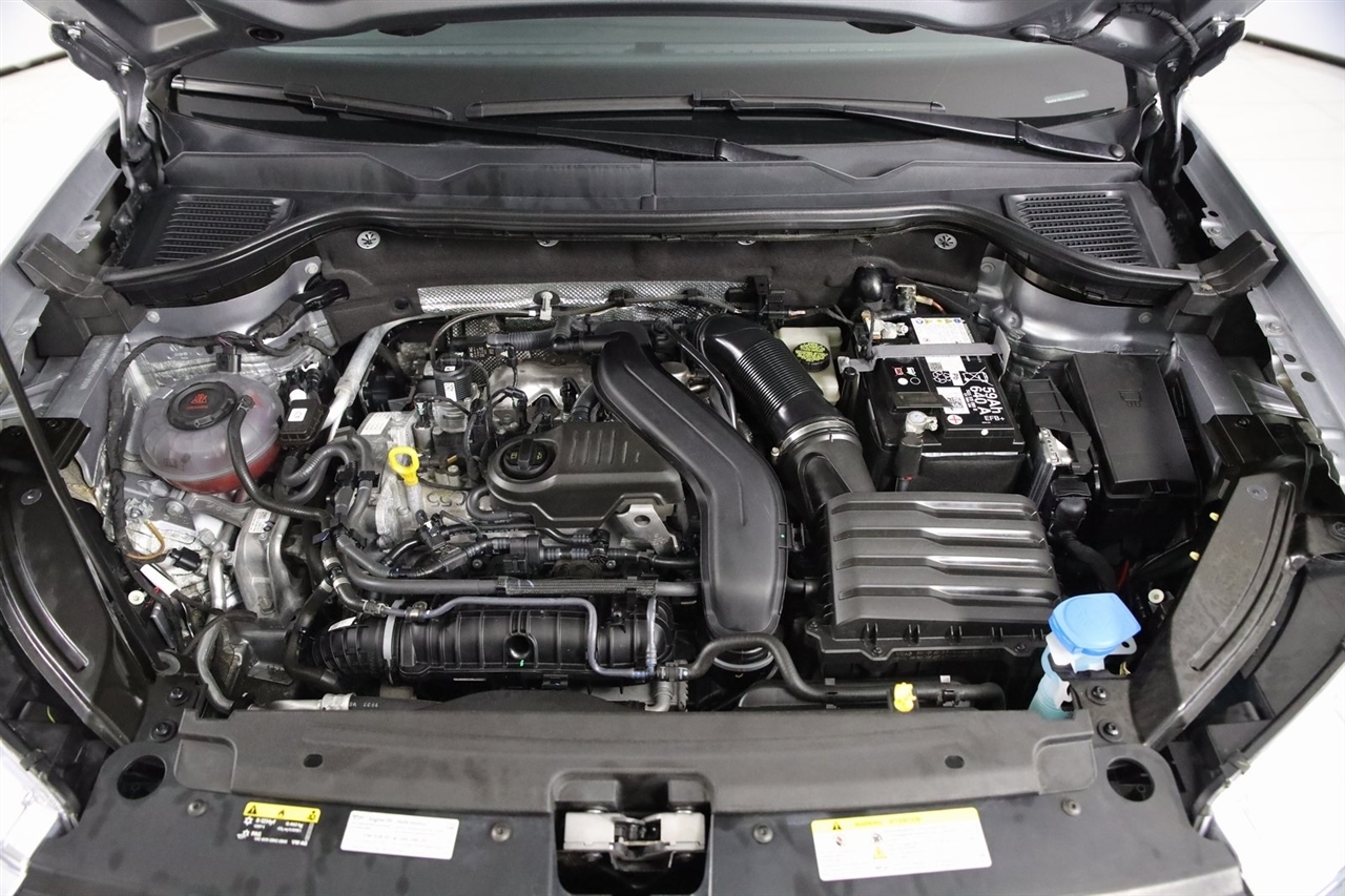 Volkswagen Taos  2024