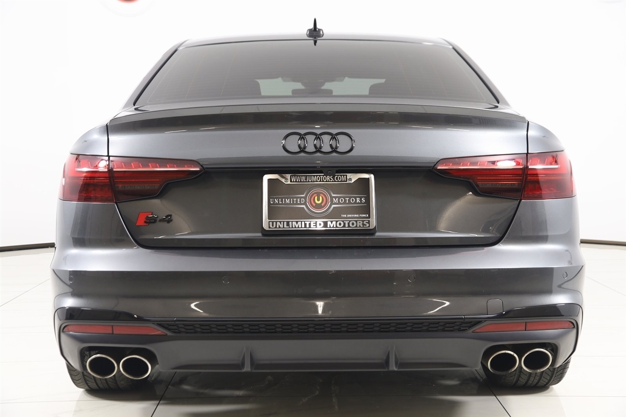 Audi S4  2022