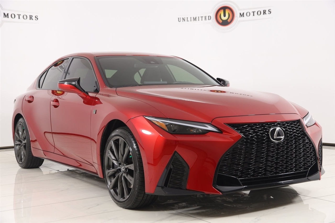 Lexus IS  2025
