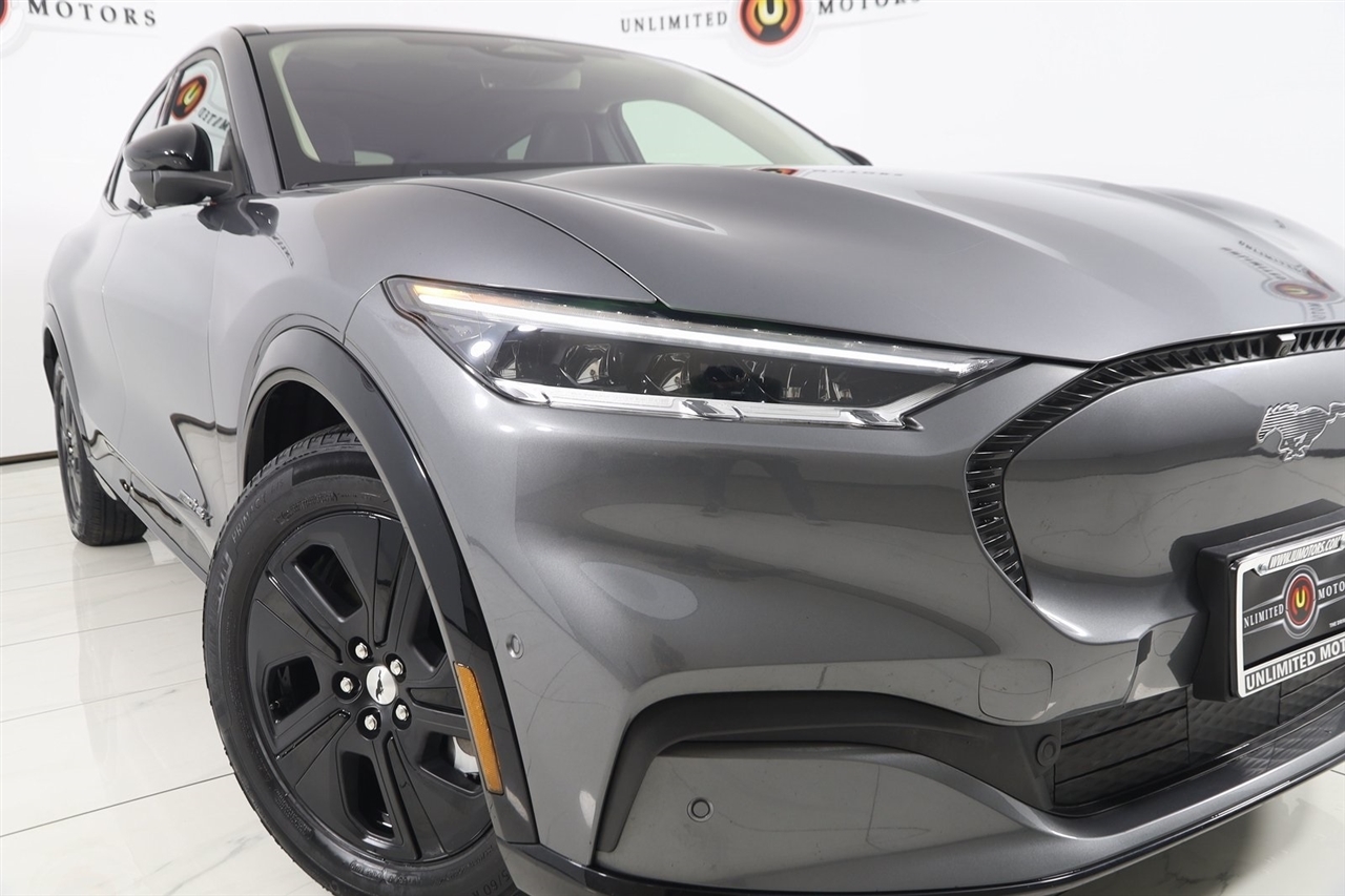 Ford Mustang Mach-E  2023