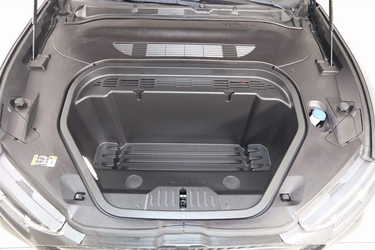 Ford Mustang Mach-E  2023