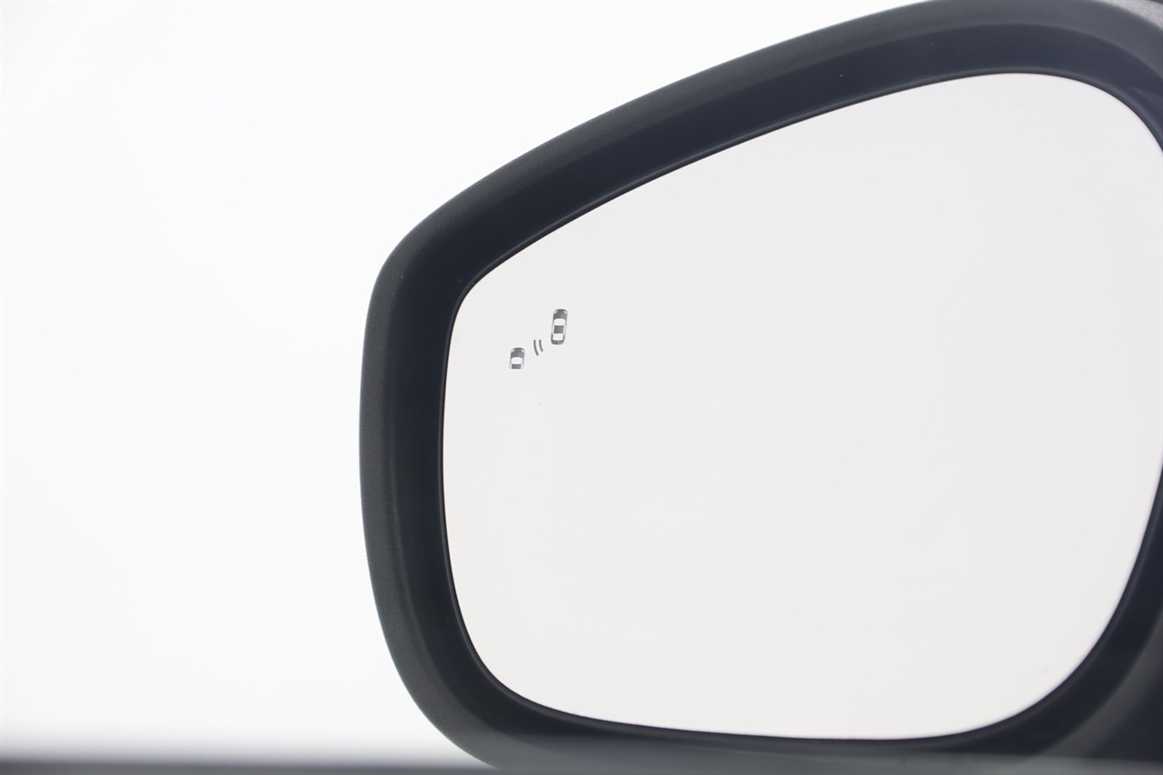 Ford Mustang Mach-E  2023