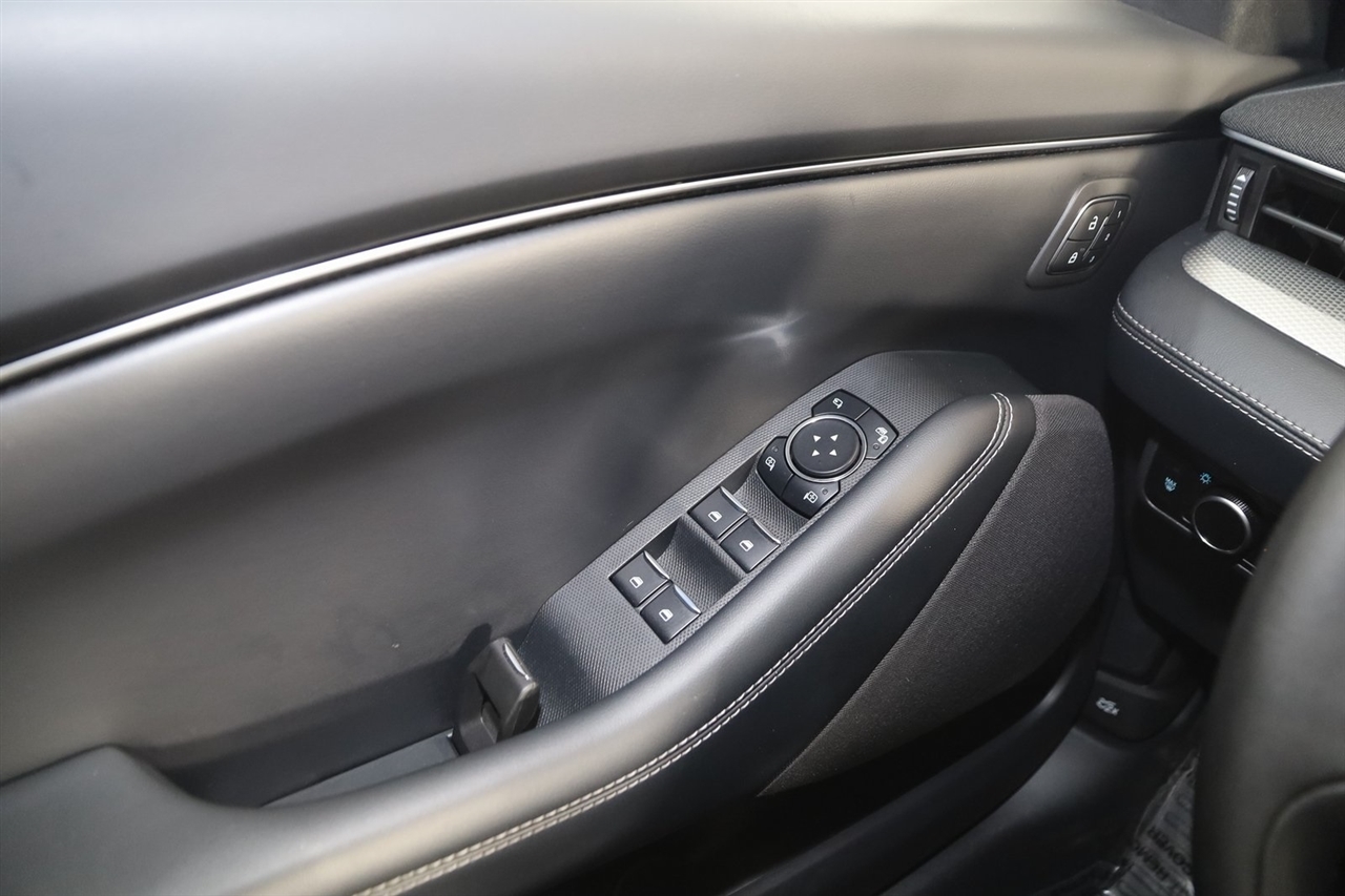 Ford Mustang Mach-E  2023