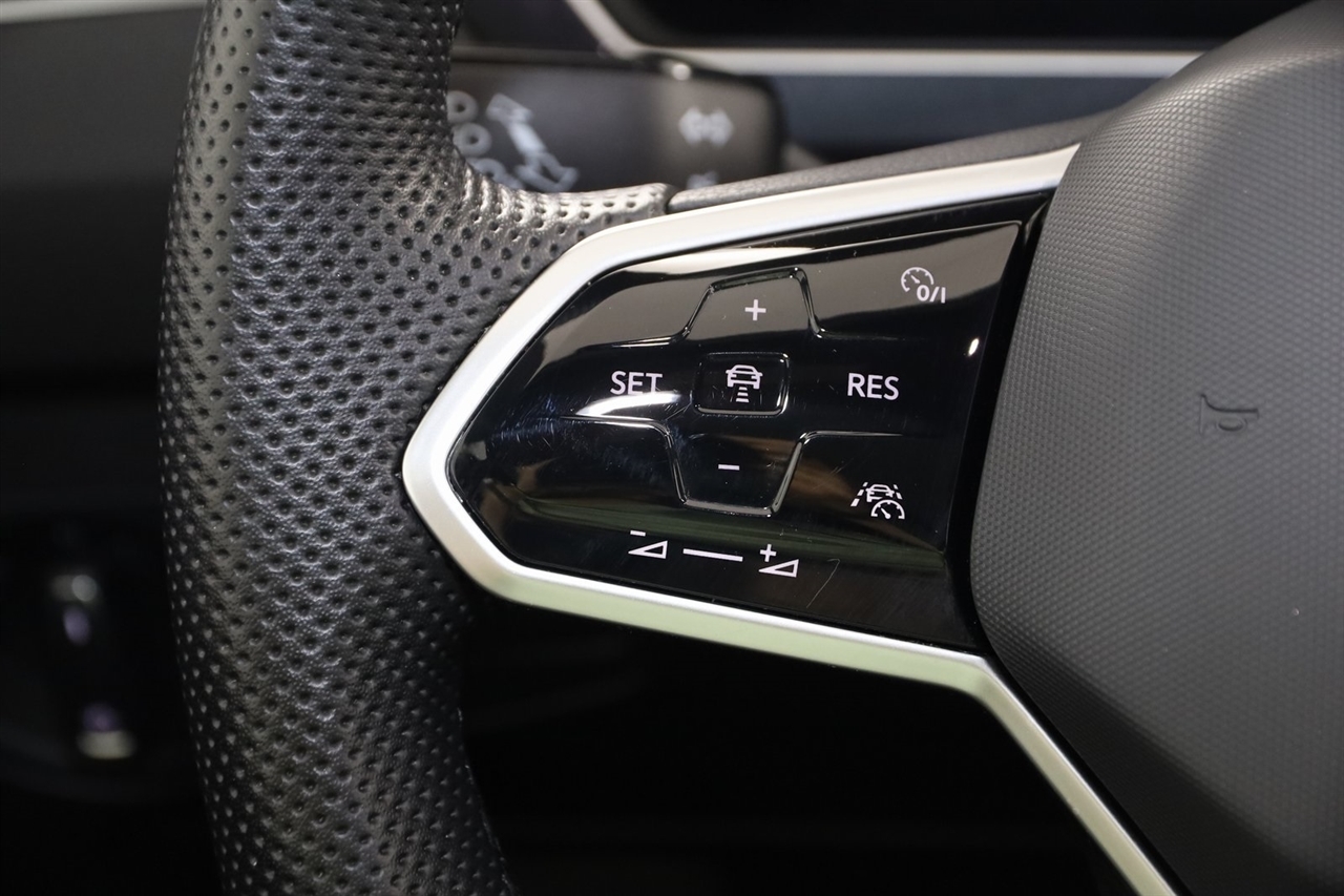 Volkswagen Tiguan  2023