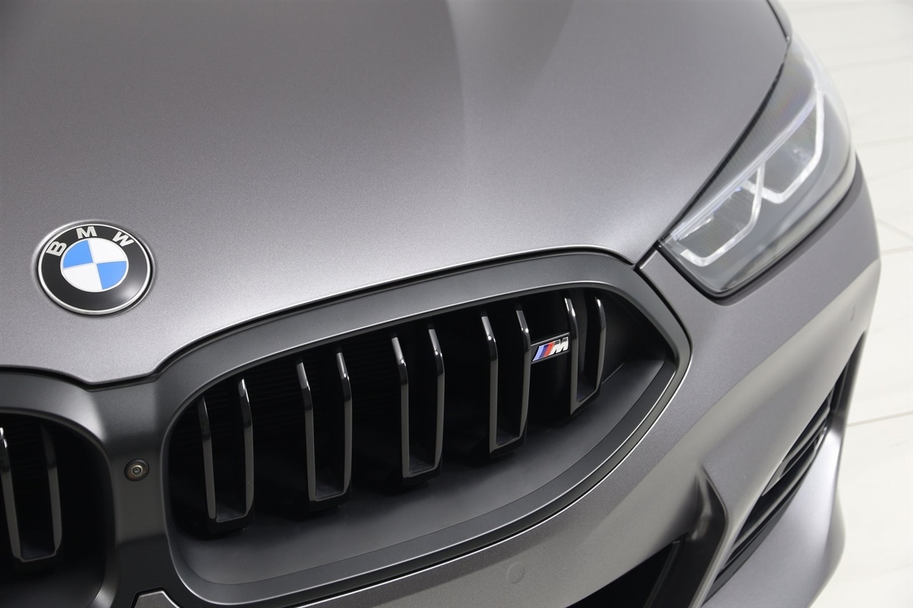 BMW 8-Series  2025