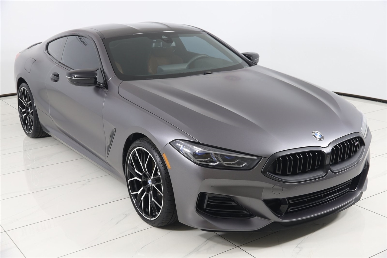BMW 8-Series  2025