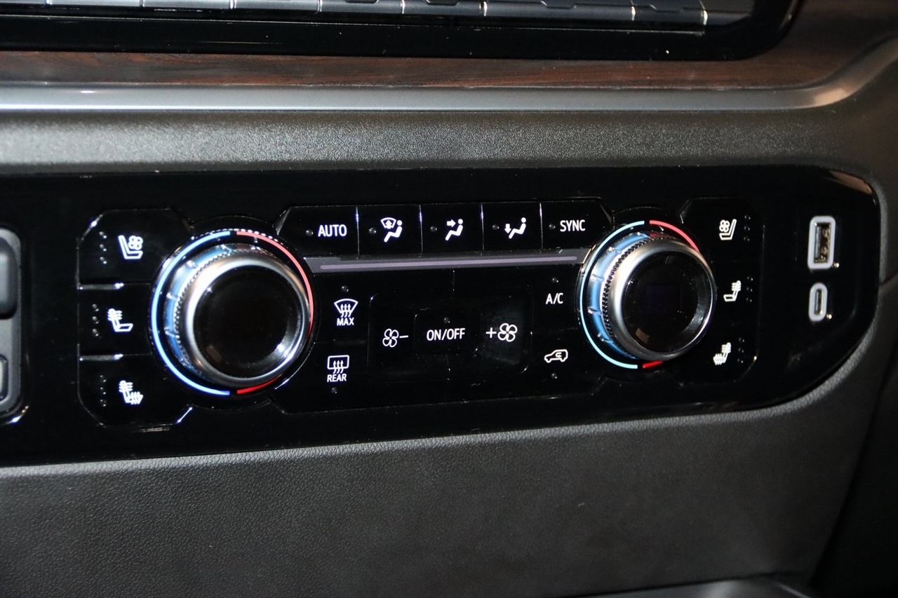 GMC Sierra 3500HD  2025