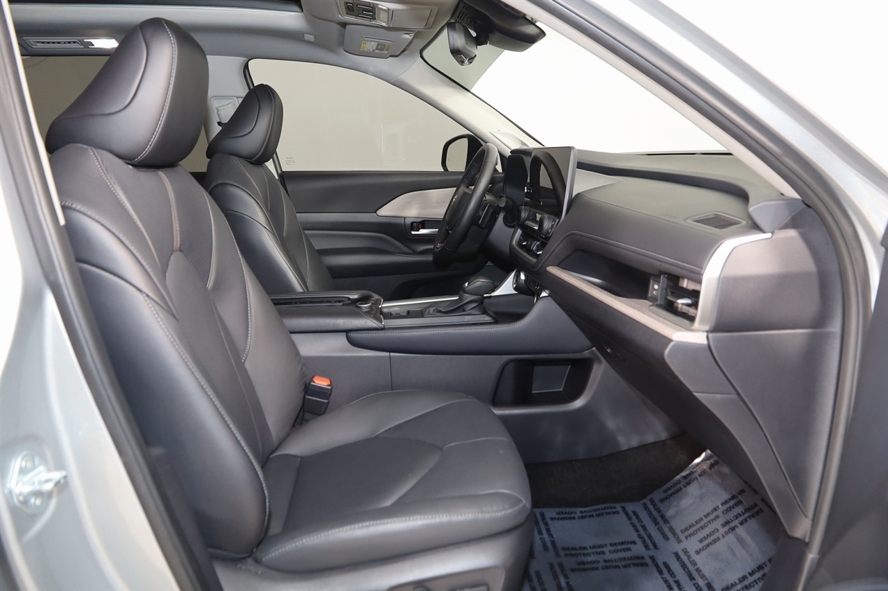 Toyota Grand Highlander  2024