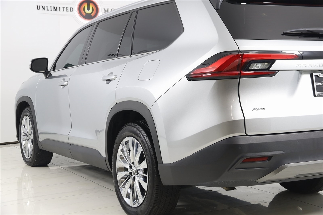 Toyota Grand Highlander  2024