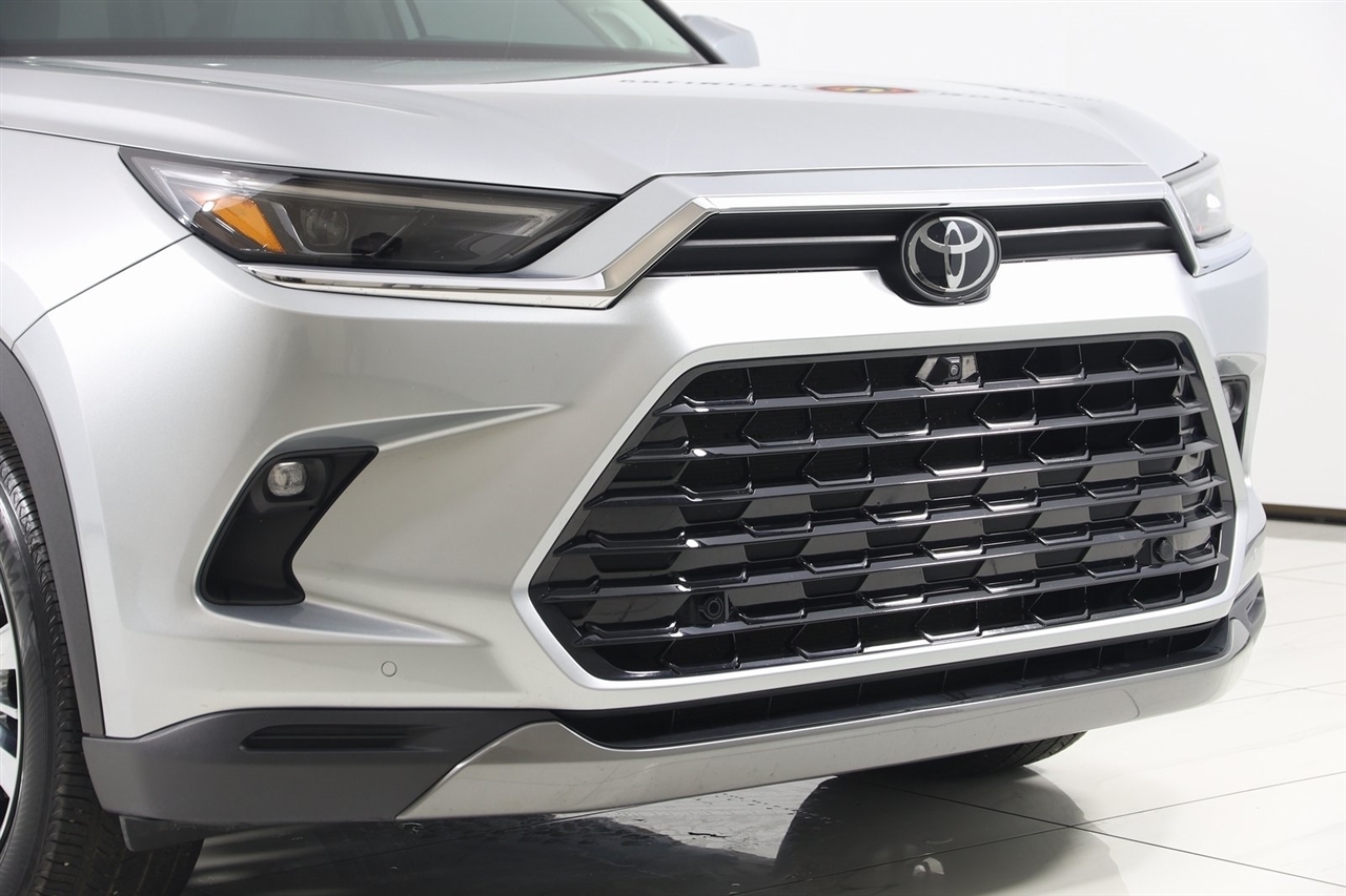 Toyota Grand Highlander  2024
