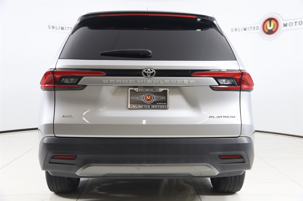 Toyota Grand Highlander  2024