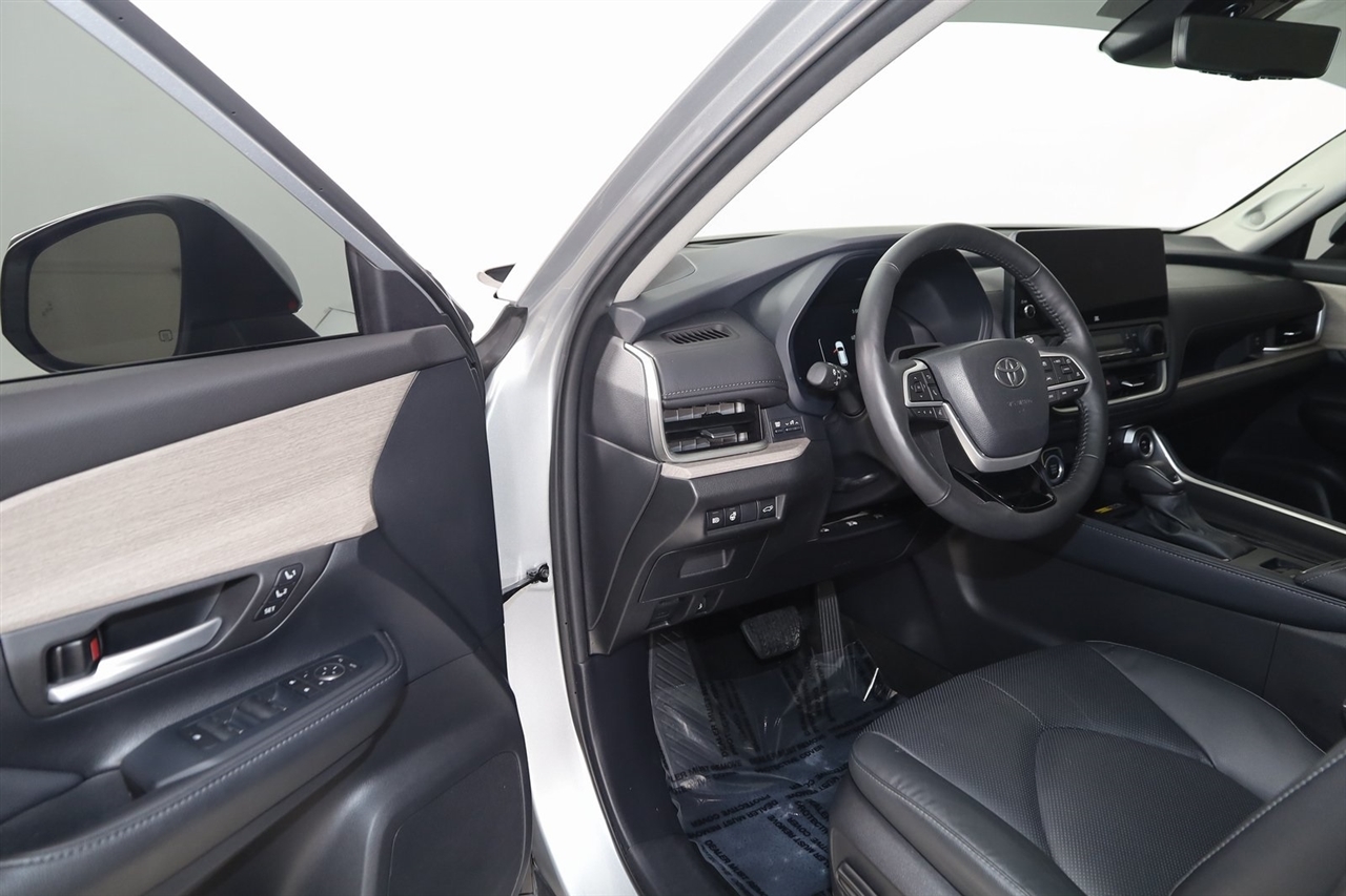 Toyota Grand Highlander  2024