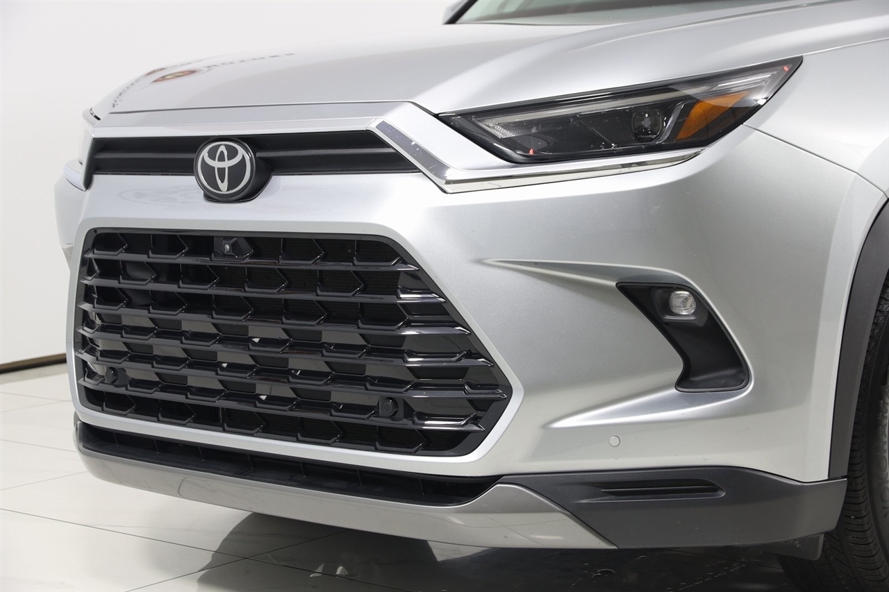 Toyota Grand Highlander  2024