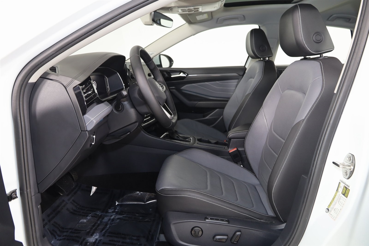 Volkswagen Jetta  2025