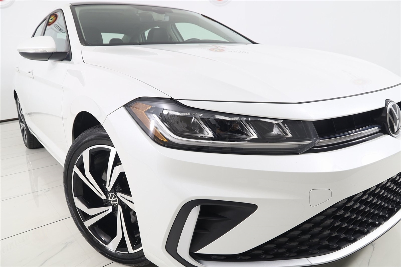 Volkswagen Jetta  2025