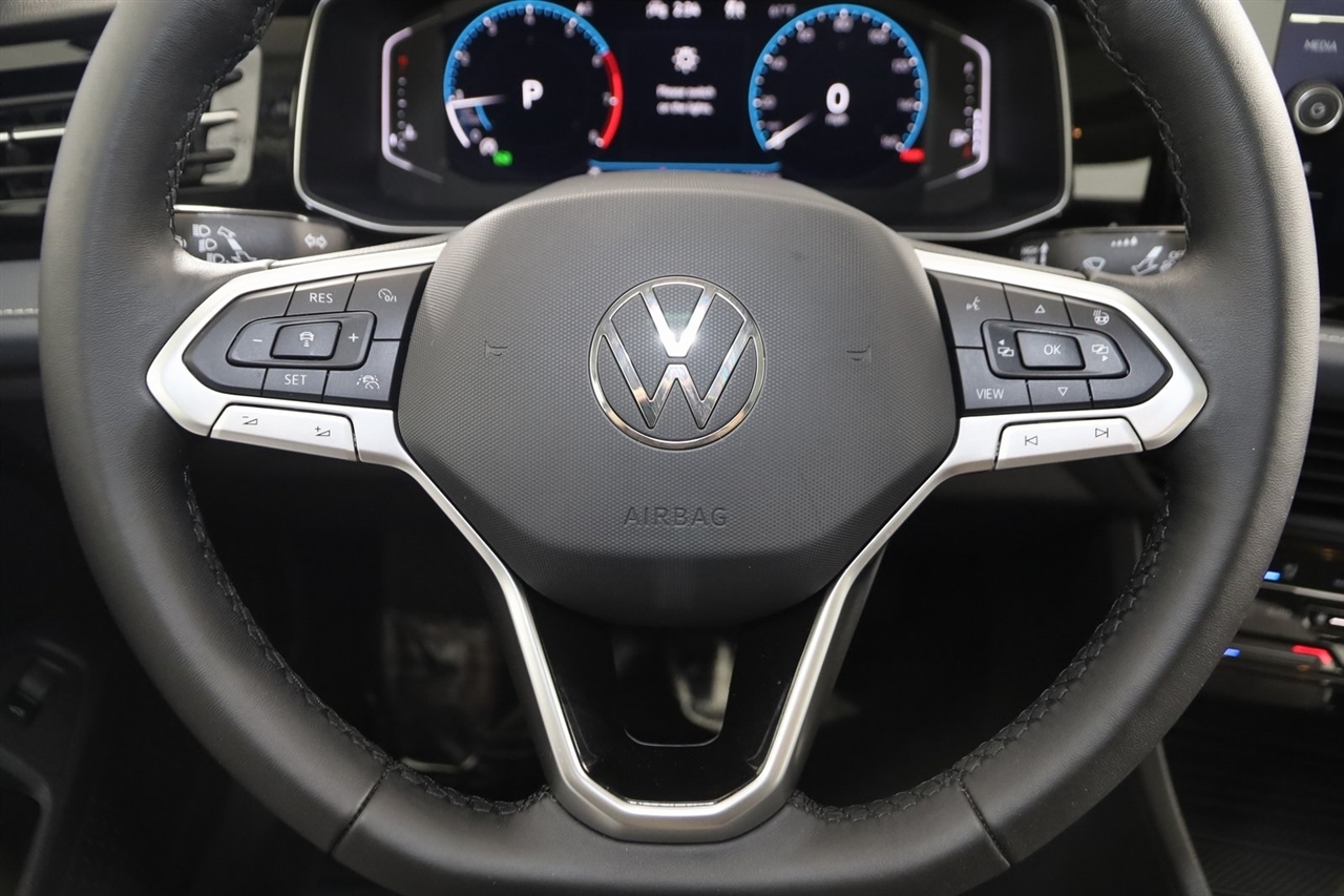 Volkswagen Jetta  2025