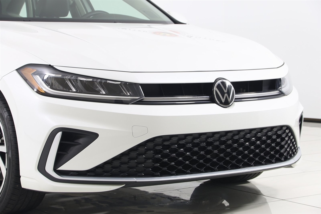 Volkswagen Jetta  2025