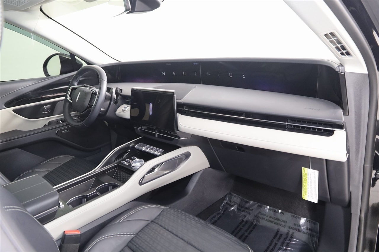 Lincoln Nautilus  2025