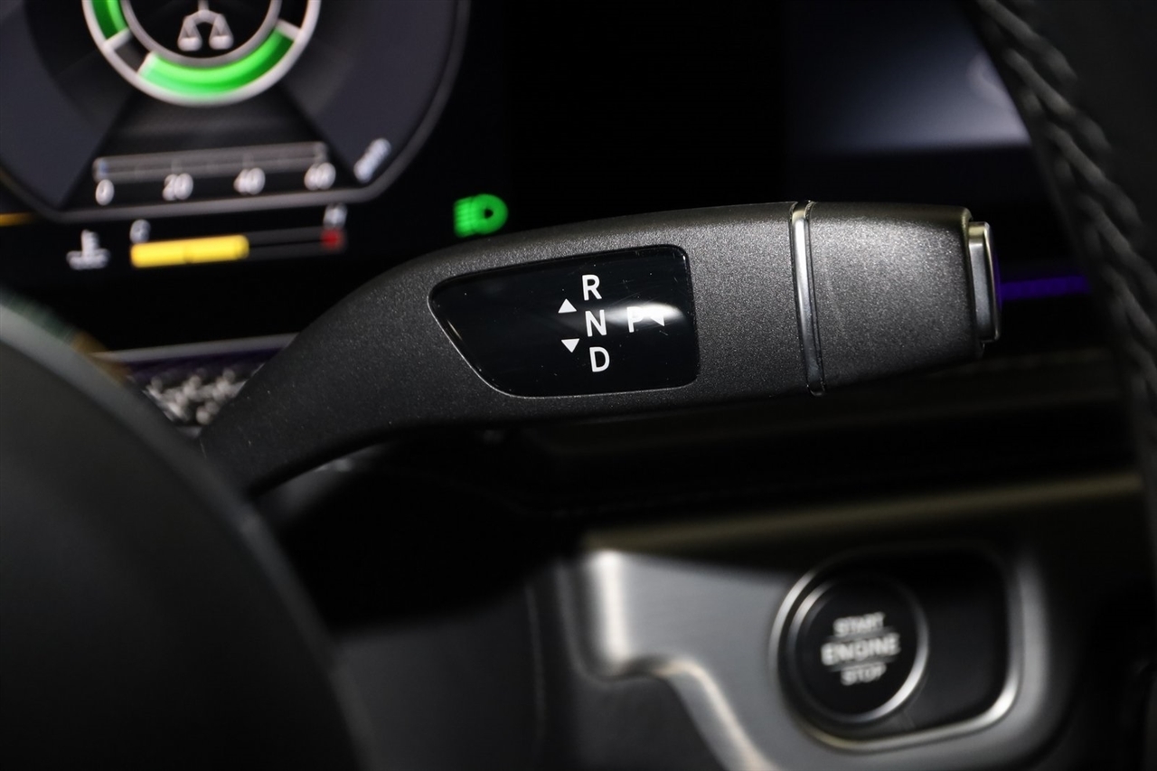 Mercedes-Benz G-Class  2023