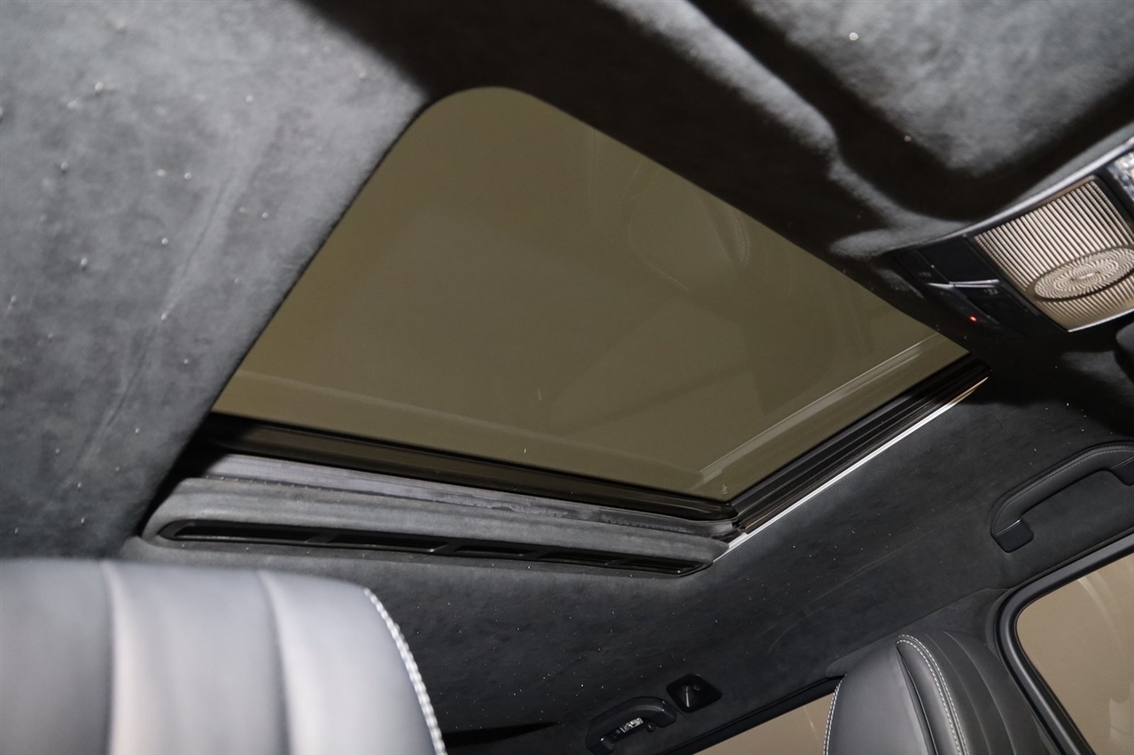 Mercedes-Benz G-Class  2023