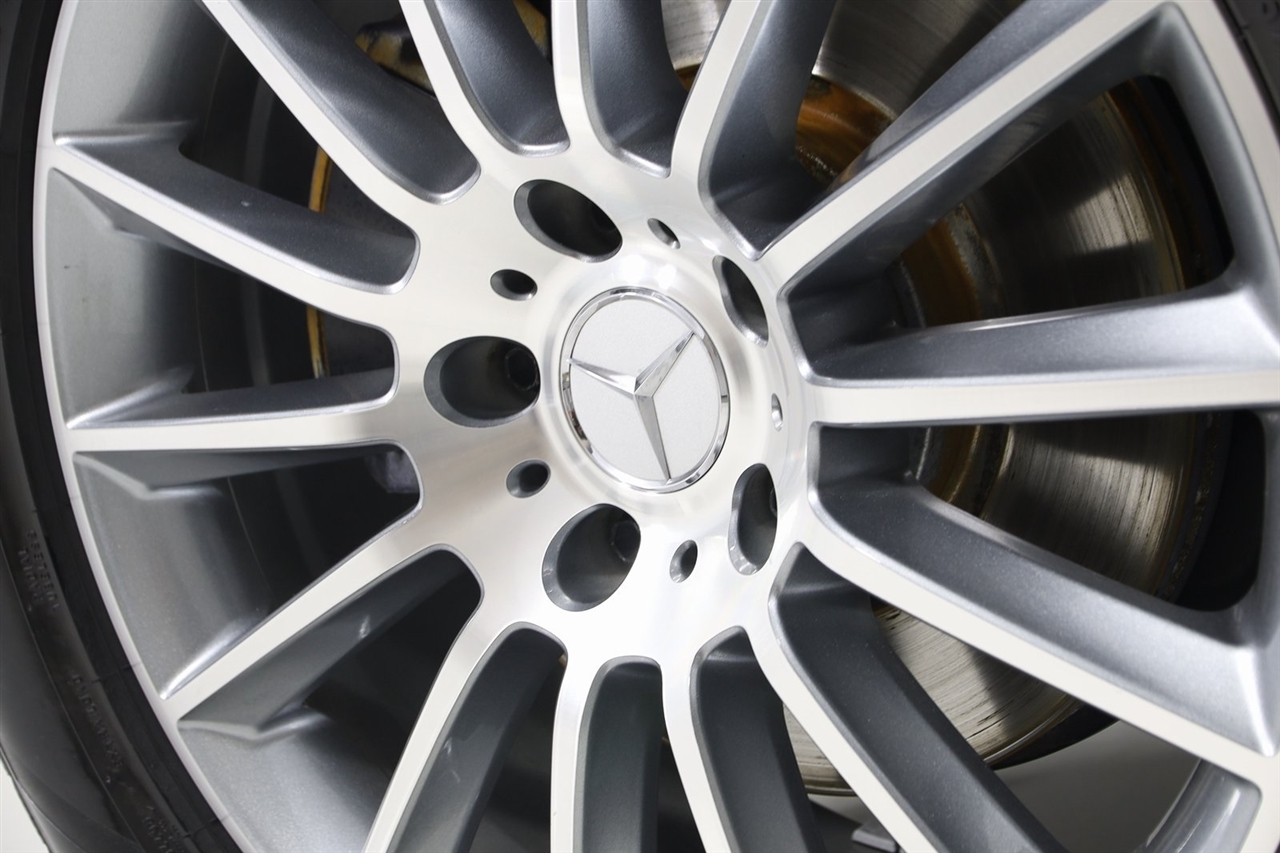 Mercedes-Benz G-Class  2023