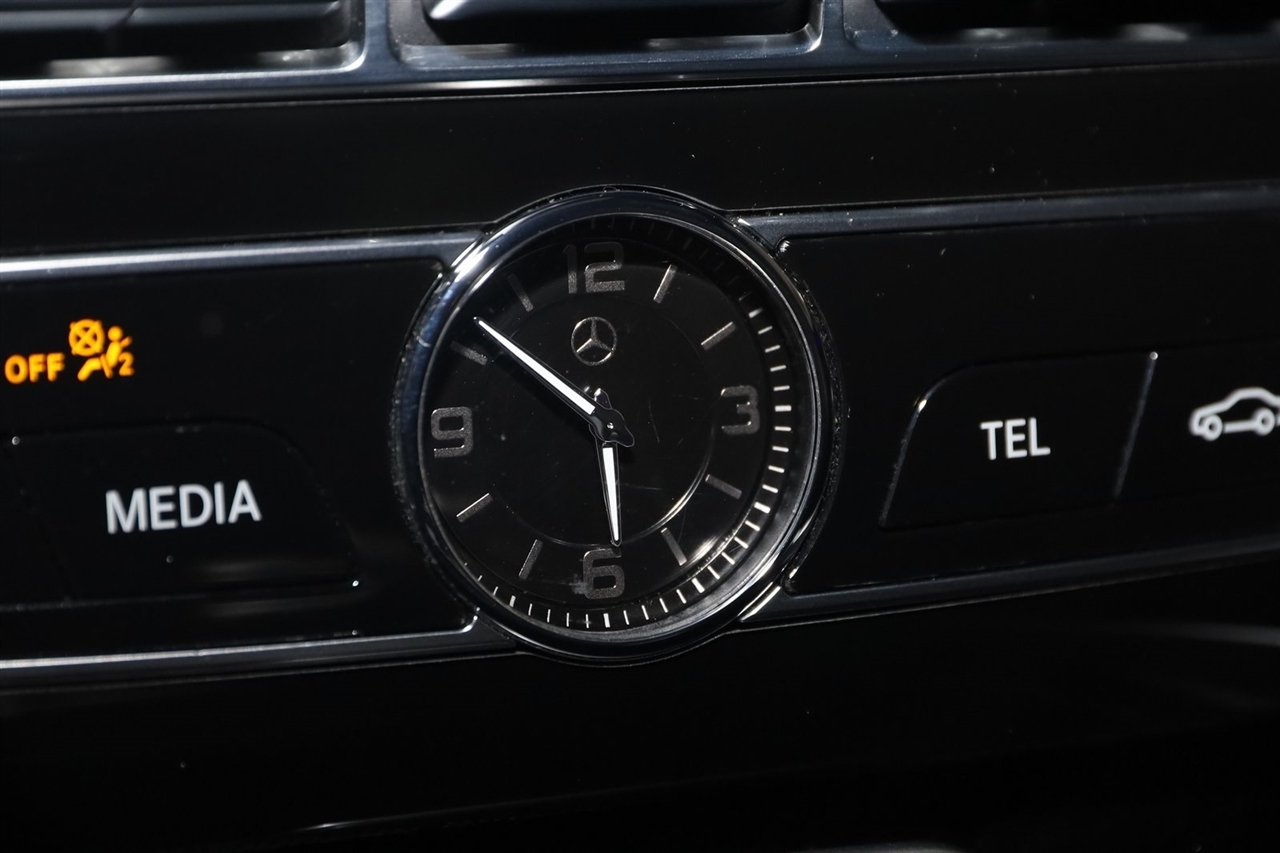 Mercedes-Benz G-Class  2023