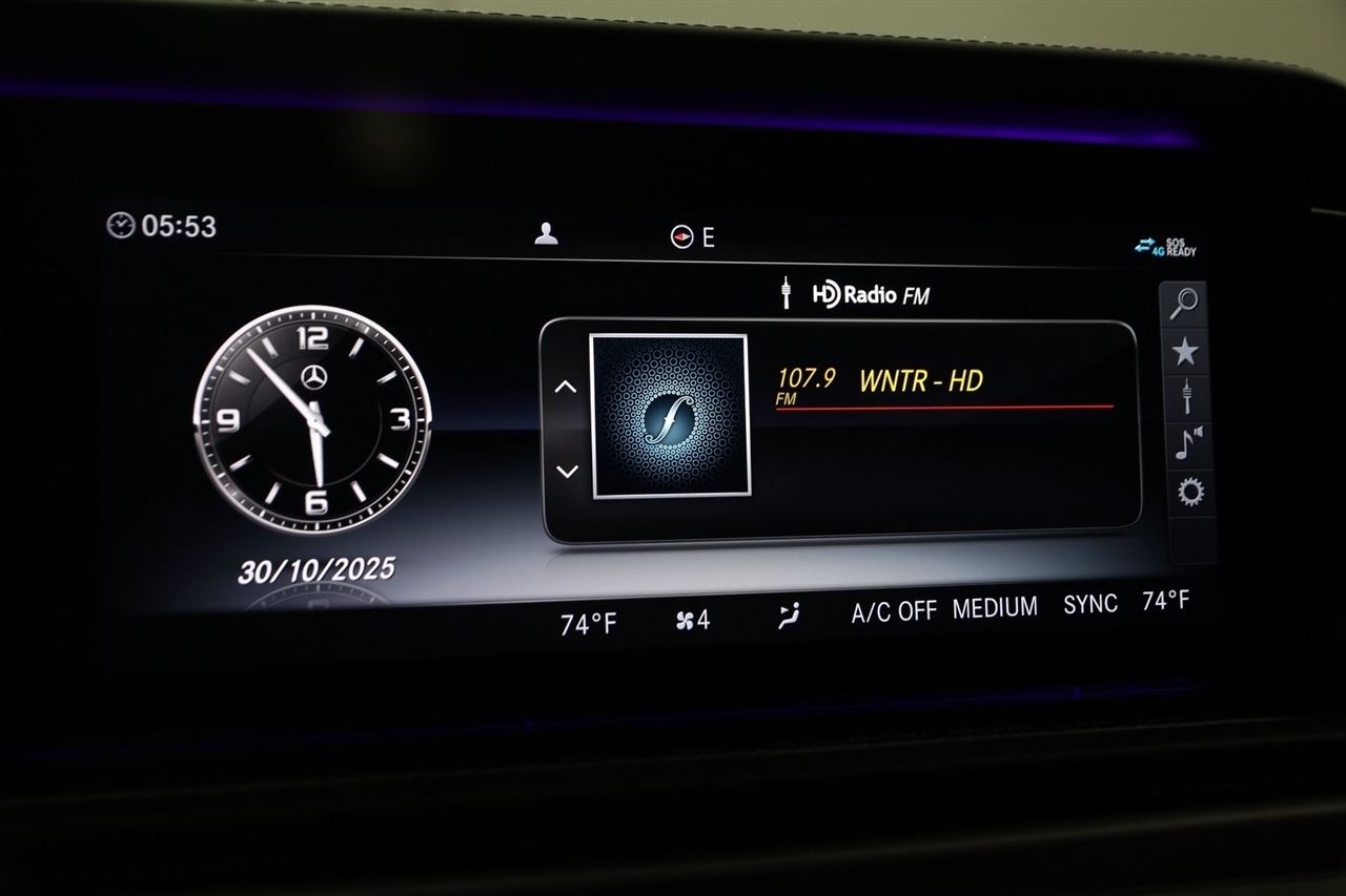 Mercedes-Benz G-Class  2023