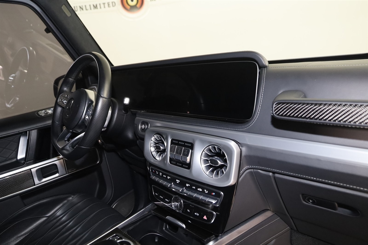 Mercedes-Benz G-Class  2023