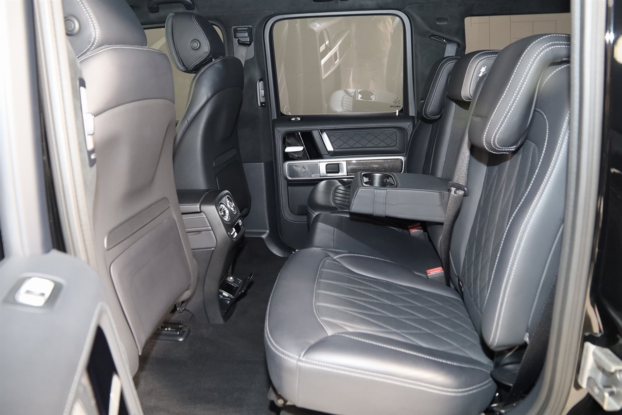 Mercedes-Benz G-Class  2023