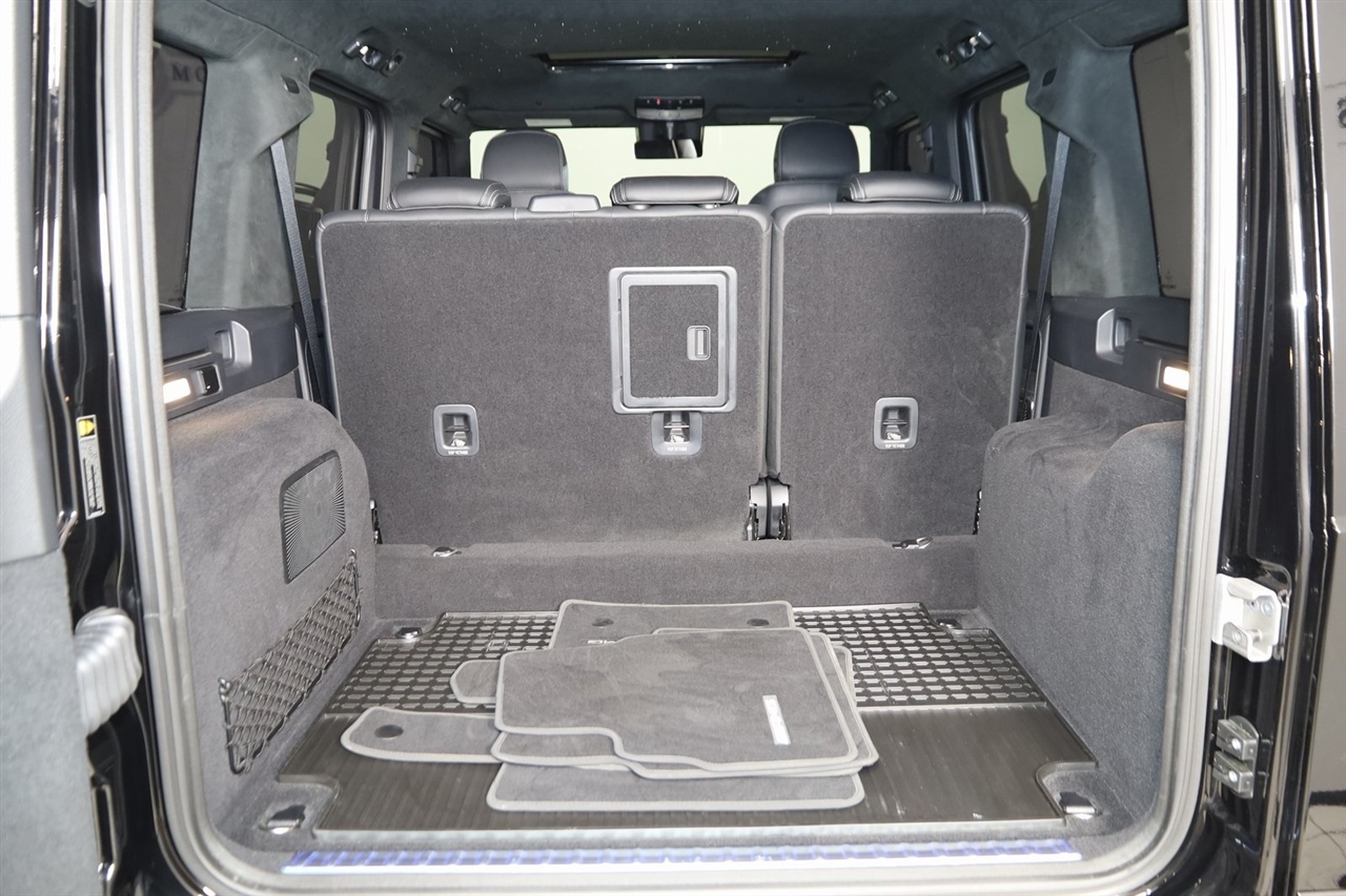 Mercedes-Benz G-Class  2023