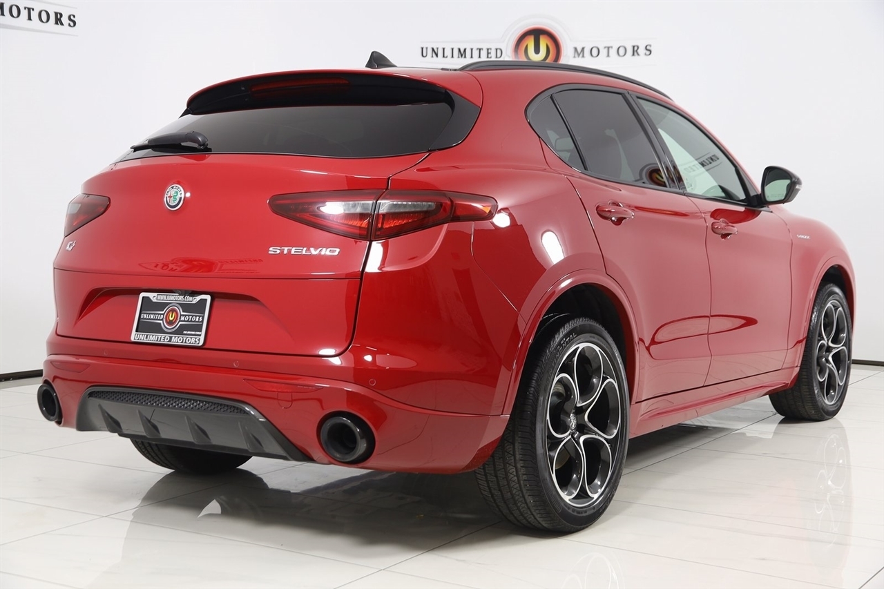 Alfa Romeo Stelvio  2022