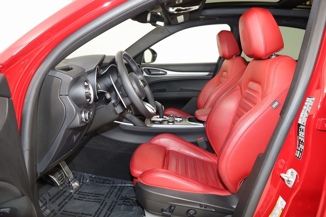 Alfa Romeo Stelvio  2022