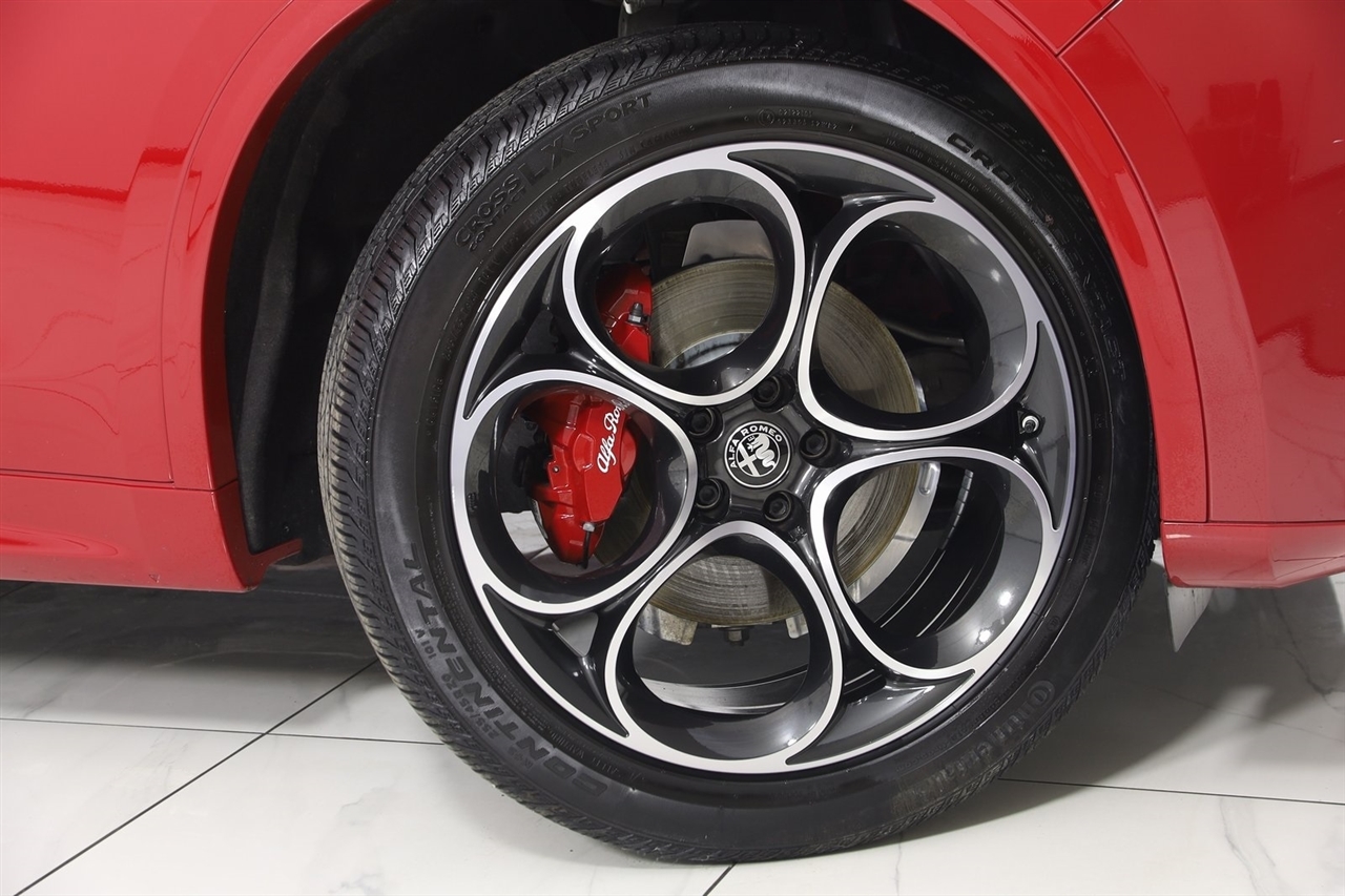 Alfa Romeo Stelvio  2022