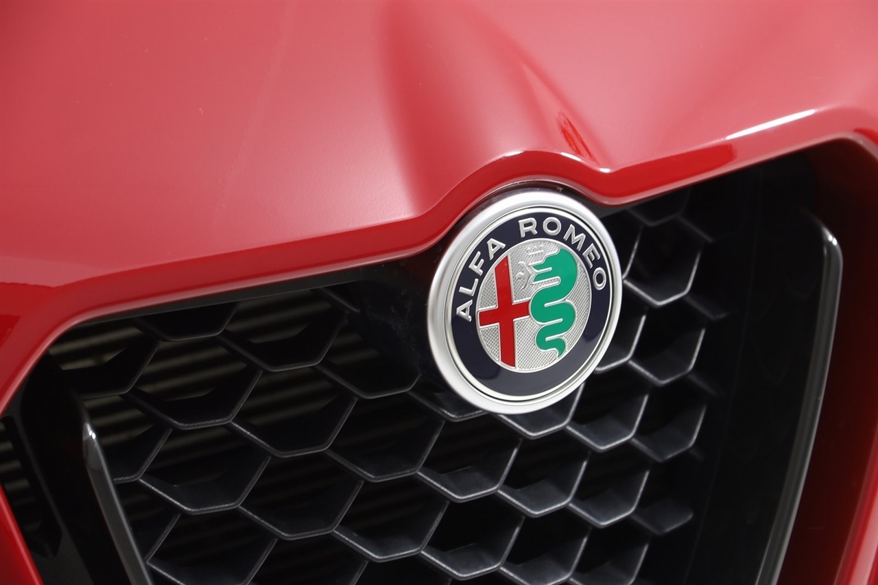 Alfa Romeo Stelvio  2022