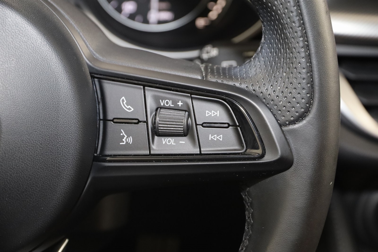 Alfa Romeo Stelvio  2022