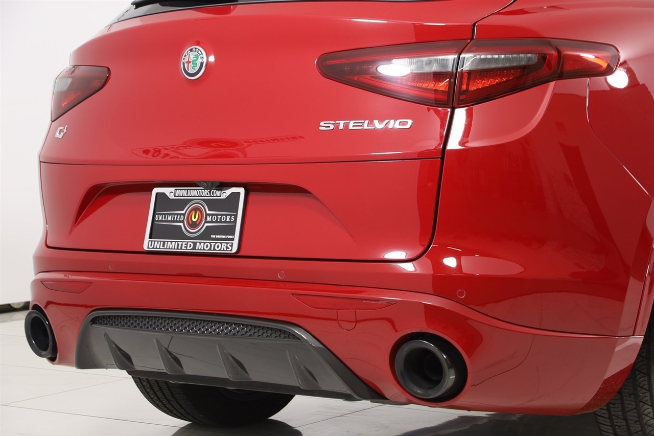 Alfa Romeo Stelvio  2022