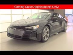 2022 Audi e-tron GT 