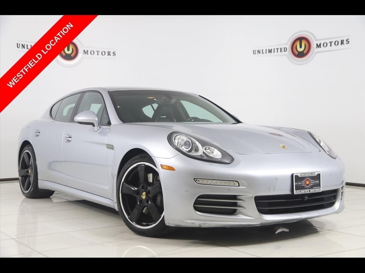 2016 Porsche Panamera Base
