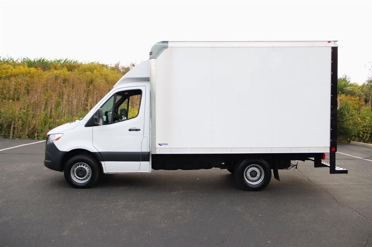 2024 Mercedes-Benz Sprinter Cab Chassis Base - Photo 18