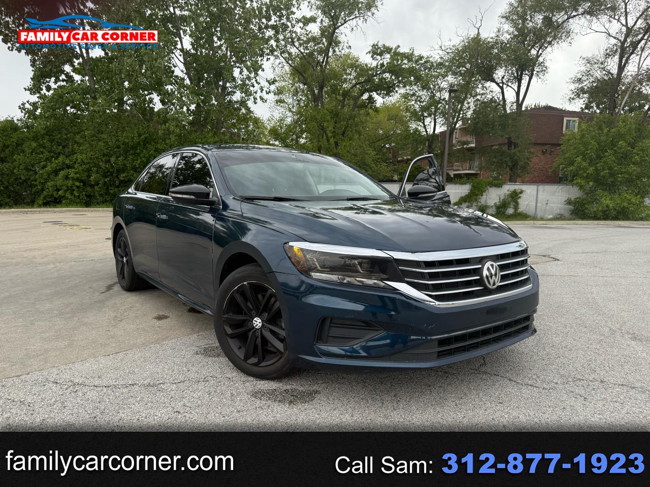 2020 Volkswagen Passat SE's photo