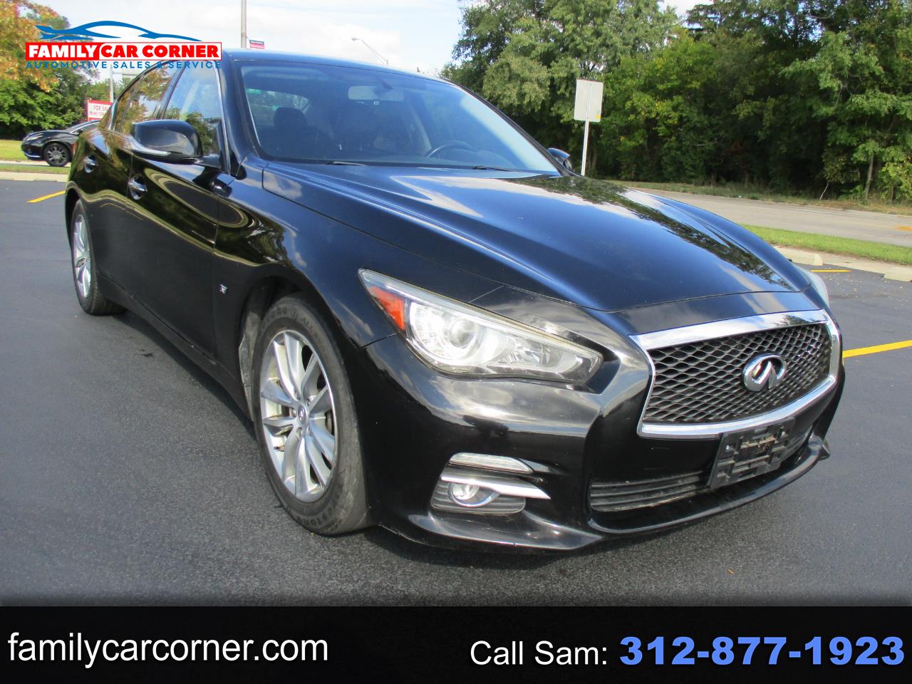 2015 INFINITI Q50 Base's photo