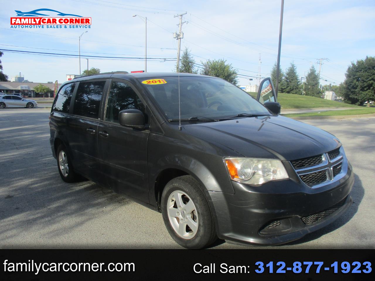 2012 Dodge Grand Caravan SXT's photo