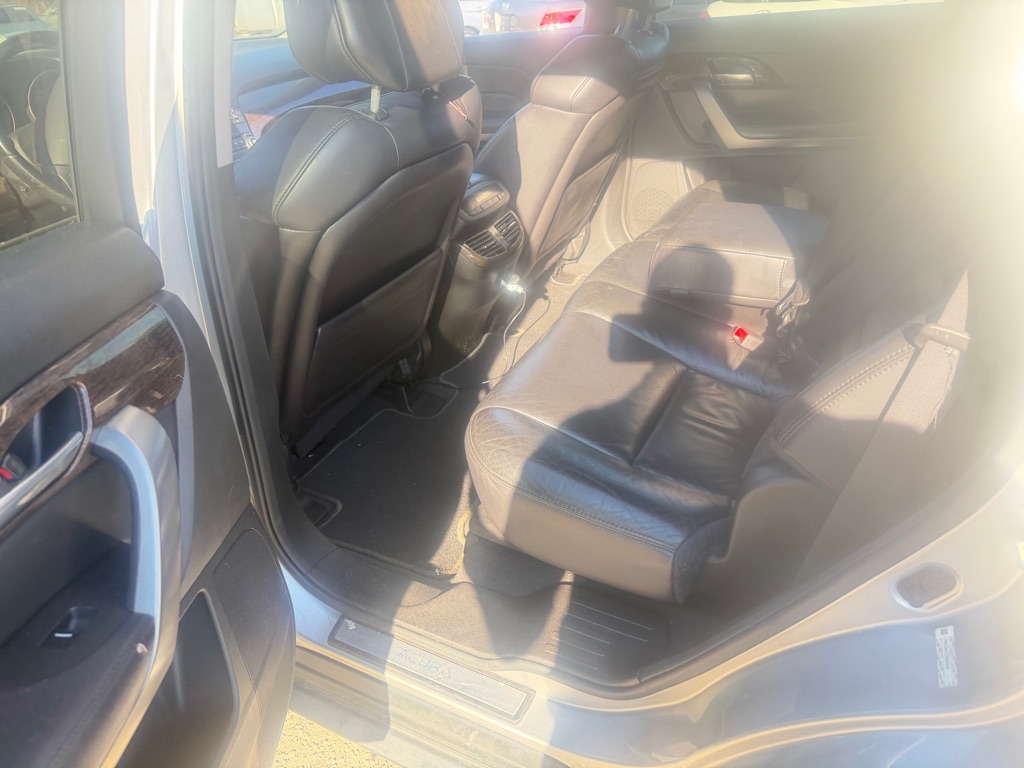 Acura MDX 6-Spd AT w/Tech Package 2012