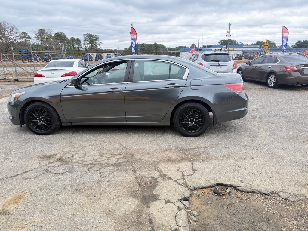 Honda Accord LX sedan AT 2010